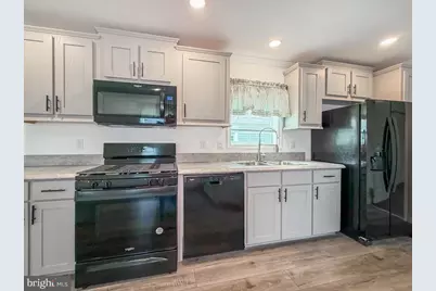 20 Kennedy Drive, Fairless Hills, PA 19030 - Photo 5