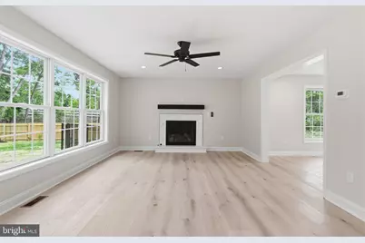 161 E Highland Avenue, Langhorne, PA 19047 - Photo 7