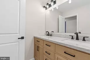 161 E Highland Ave, Langhorne, PA 19047 - Photo 25