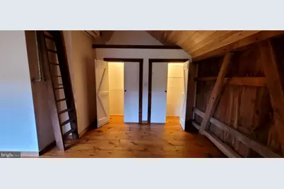 4989 Valley Park Road #BARN APARTMENT, Doylestown, PA 18902 - Photo 11