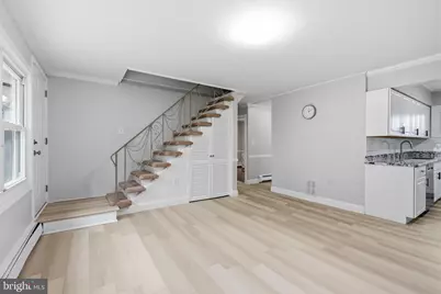 407 Holly Drive, Levittown, PA 19055 - Photo 11