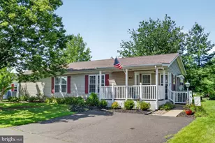 9 Azalea Ct, New Hope, PA 18938 - Photo 1