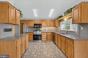 9 Azalea Ct, New Hope, PA 18938 - Photo 7