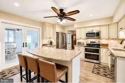 519 S Queen Anne Drive, Fairless Hills, PA 19030 - Photo 21