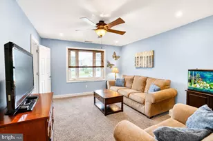 519 S Queen Anne Dr, Fairless Hills, PA 19030 - Photo 39