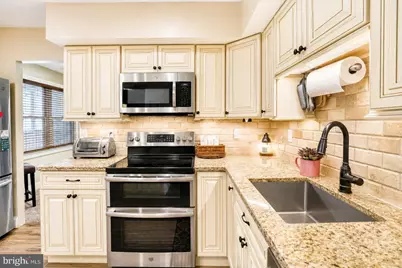 519 S Queen Anne Drive, Fairless Hills, PA 19030 - Photo 17