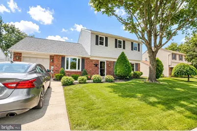 519 S Queen Anne Drive, Fairless Hills, PA 19030 - Photo 3