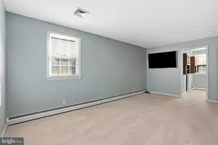 24 Sunnybrook Dr, Doylestown, PA 18901 - Photo 23