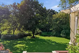 24 Sunnybrook Dr, Doylestown, PA 18901 - Photo 55