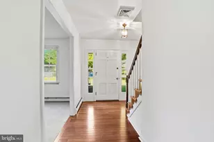 24 Sunnybrook Dr, Doylestown, PA 18901 - Photo 3