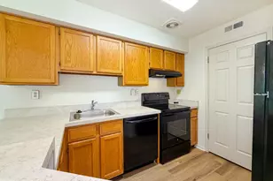 94 Stockton Ct, Newtown, PA 18940 - Photo 11