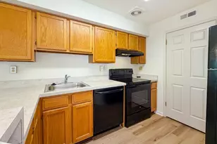 94 Stockton Ct, Newtown, PA 18940 - Photo 13