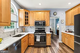2200 Claymont Dr, Quakertown, PA 18951 - Photo 13
