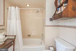 835 Dukes Dr, Yardley, PA 19067 - Photo 39
