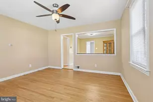 21 Ida Ave, Morrisville, PA 19067 - Photo 9