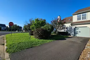 1 Laurel Cir, Newtown, PA 18940 - Photo 3