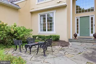 17 Davis Dr, Washington Crossing, PA 18977 - Photo 3