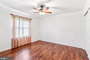 27 Peachtree Ln, Levittown, PA 19054 - Photo 35