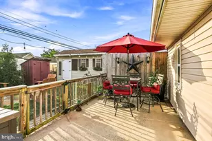 27 Peachtree Ln, Levittown, PA 19054 - Photo 61