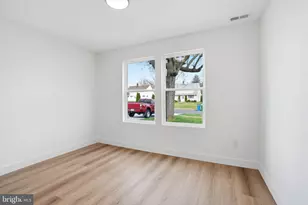 84 Ice Pond Rd, Levittown, PA 19057 - Photo 13
