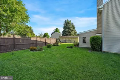 2446 New Market Sq S, Bensalem, PA 19020 - Photo 25