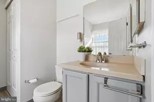 2446 New Market Square S, Bensalem, PA 19020 - Photo 19