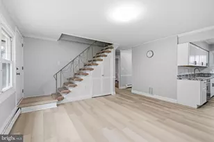 407 Holly Dr, Levittown, PA 19055 - Photo 11