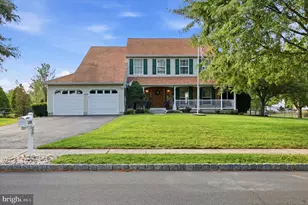 1500 Laurel Cir, Warrington, PA 18976 - Photo 3