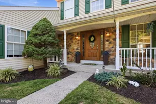 1500 Laurel Cir, Warrington, PA 18976 - Photo 7