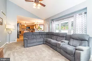 1233 Cobblestone Dr, Quakertown, PA 18951 - Photo 9