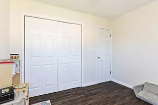 10 Apricot Ln, Levittown, PA 19055 - Photo 19