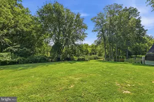 285 Woods Edge Pl, Langhorne, PA 19047 - Photo 33