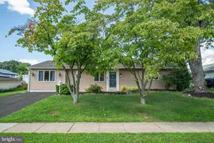 45 Schoolhouse Ln, Levittown, PA 19055 - Photo 1