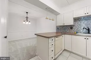 81 Oakridge Dr, Langhorne, PA 19047 - Photo 5
