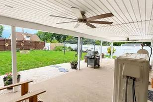 61 Begonia Ln, Levittown, PA 19054 - Photo 23