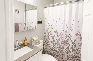 61 Begonia Ln, Levittown, PA 19054 - Photo 11