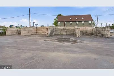 7011 Beaver Dam Road, Levittown, PA 19057 - Photo 23