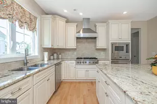 12 Brown Ln, Newtown, PA 18940 - Photo 15
