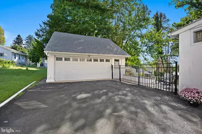 1043 Avenue #B, Langhorne, PA 19047 - Photo 35