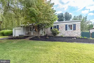 1331 Clover Ln, Feasterville-Trevose, PA 19053 - Photo 3