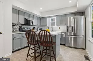 4569 French Dr, Doylestown, PA 18902 - Photo 9