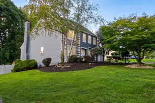 620 Sweetwater Dr, Feasterville-Trevose, PA 19053 - Photo 5