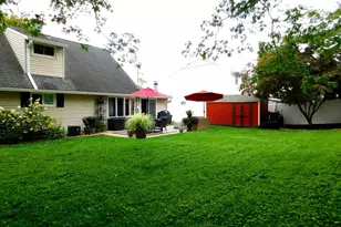 105 Queen Lily Rd, Levittown, PA 19057 - Photo 15