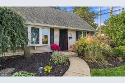 105 Queen Lily Road, Levittown, PA 19057 - Photo 5