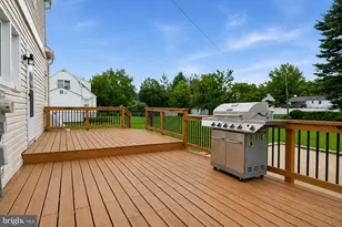 1048 Hawthorne Rd, Bensalem, PA 19020 - Photo 27