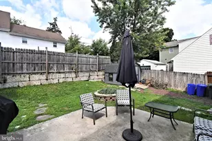 30 S 2nd St, Perkasie, PA 18944 - Photo 25