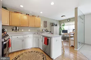 7207 Sheffield Dr Dr, Yardley, PA 19067 - Photo 13