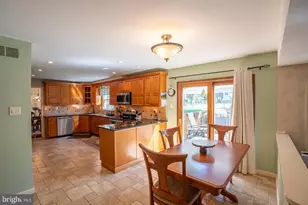 985 Garey Dr, Yardley, PA 19067 - Photo 21