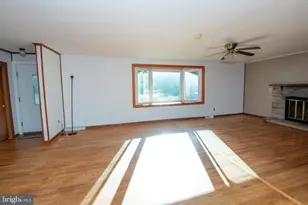 921 W Bristol Rd, Warminster, PA 18974 - Photo 25