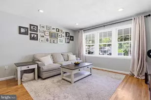 21 Lions Dr, Morrisville, PA 19067 - Photo 3